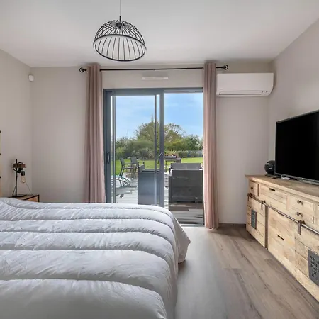 بيت للعطل Maison Familiale Avec Jacuzzi A *