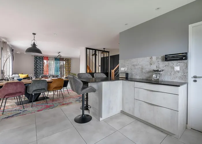 別荘 Maison Familiale Avec Jacuzzi A