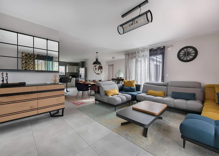 Maison Familiale Avec Jacuzzi A 別荘 ポルニック